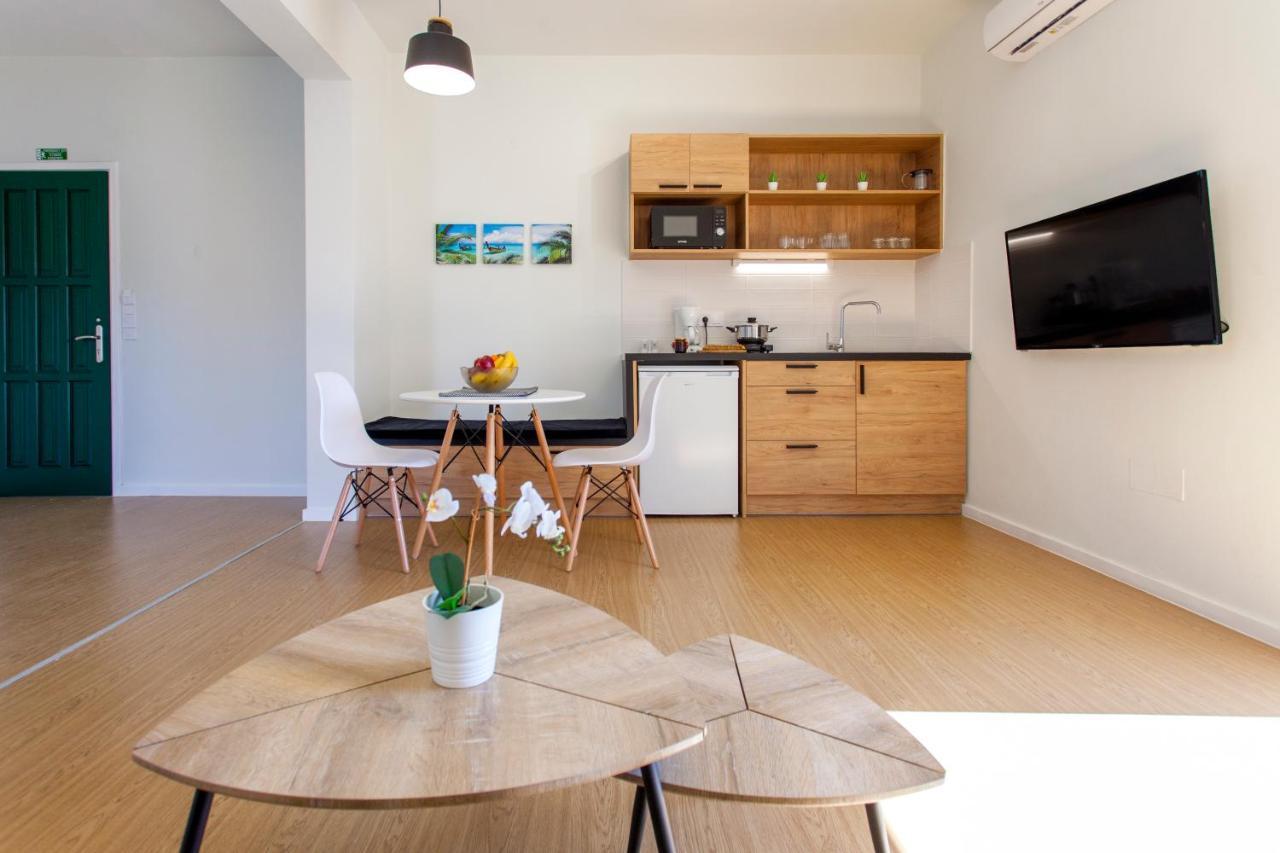 Ligia Waterfront Apartments Esterno foto