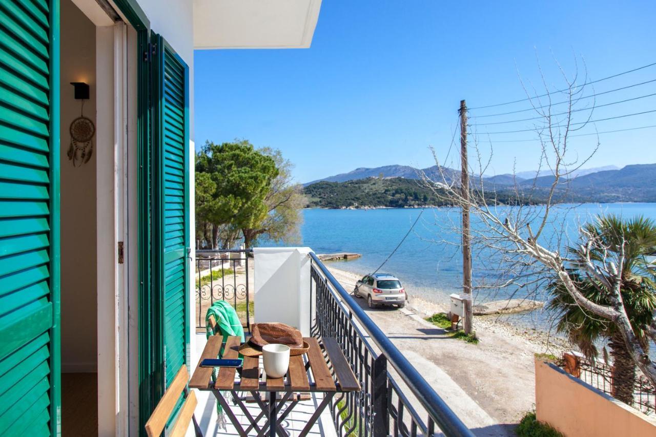 Ligia Waterfront Apartments Esterno foto
